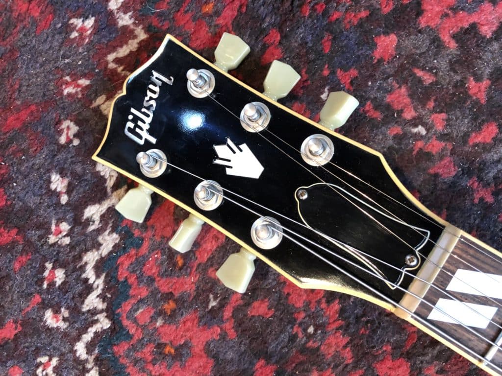 Guitarra Eléctrica Gibson Les Paul Custom Studio De Fresno Whiskey Gold Guitarra Eléctrica Gibson Les Paul Custom Studio De Fresno Whiskey Gold