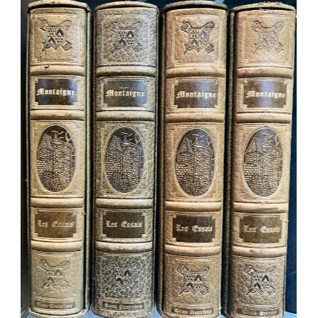 Essais de Montaigne en 4 volumes