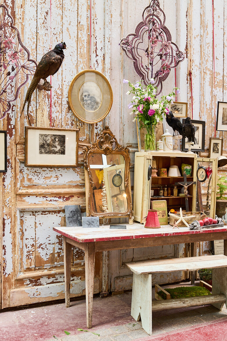 Un marchand, un artiste 2024